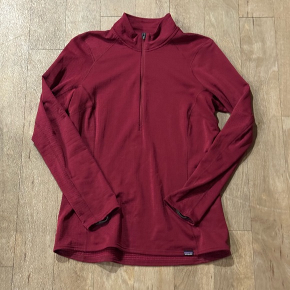 Patagonia Tops - Patagonia Capilene Thermal Weight Zip Neck Base Layer Size Medium